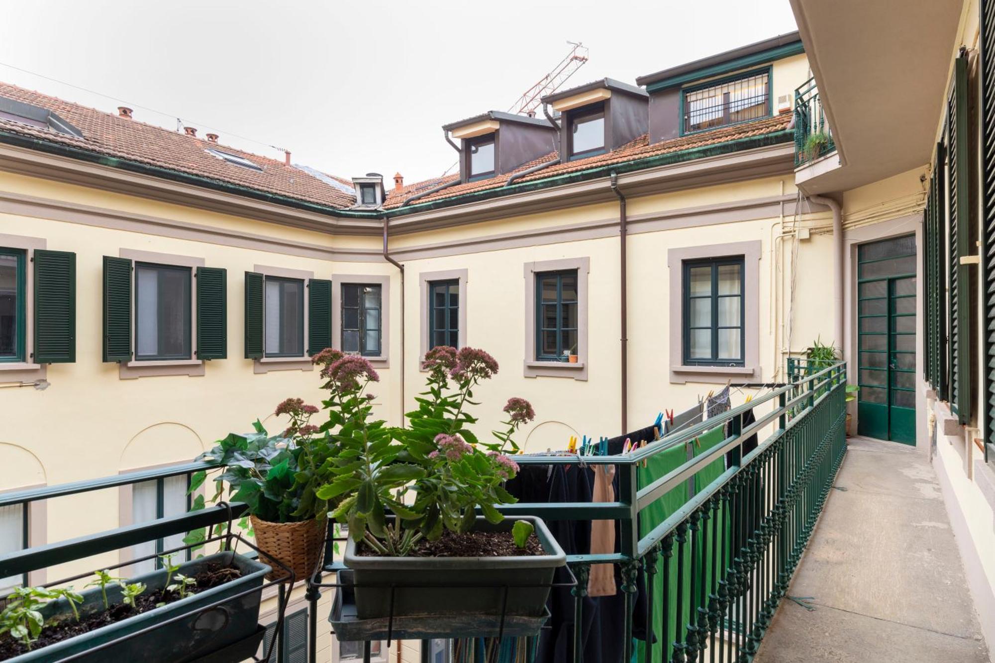 Volta Accomodation Milano Eksteriør bilde